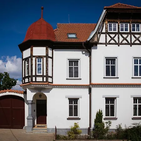 Witke Villa